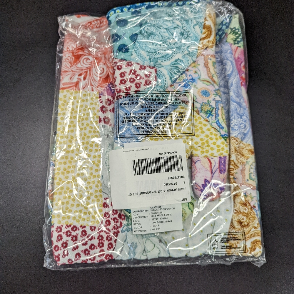 NEW Anthropologie patchwork jolie oven mitt & apron set - Picture 3 of 3